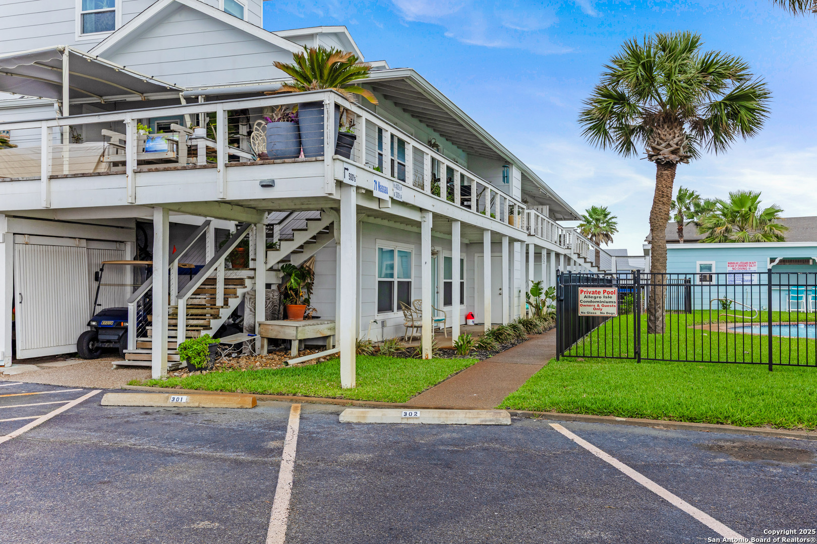 71 W Nassau Rockport TX 78382