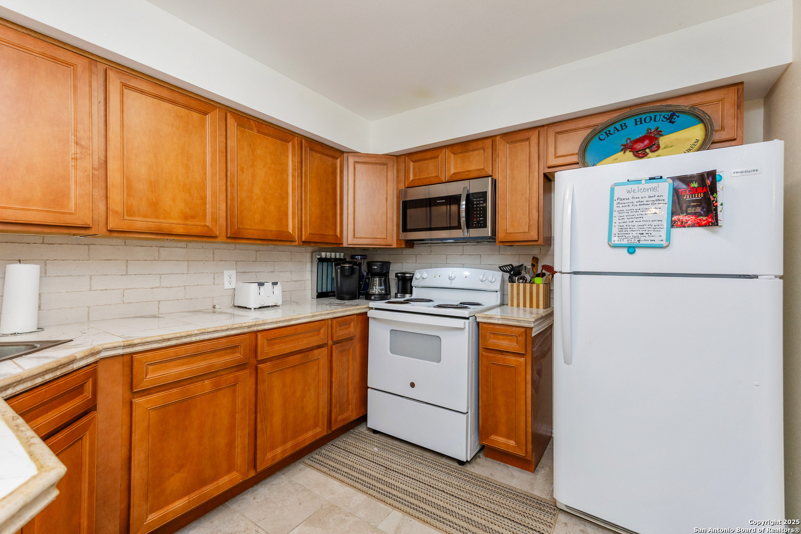 71 W Nassau Rockport TX 78382