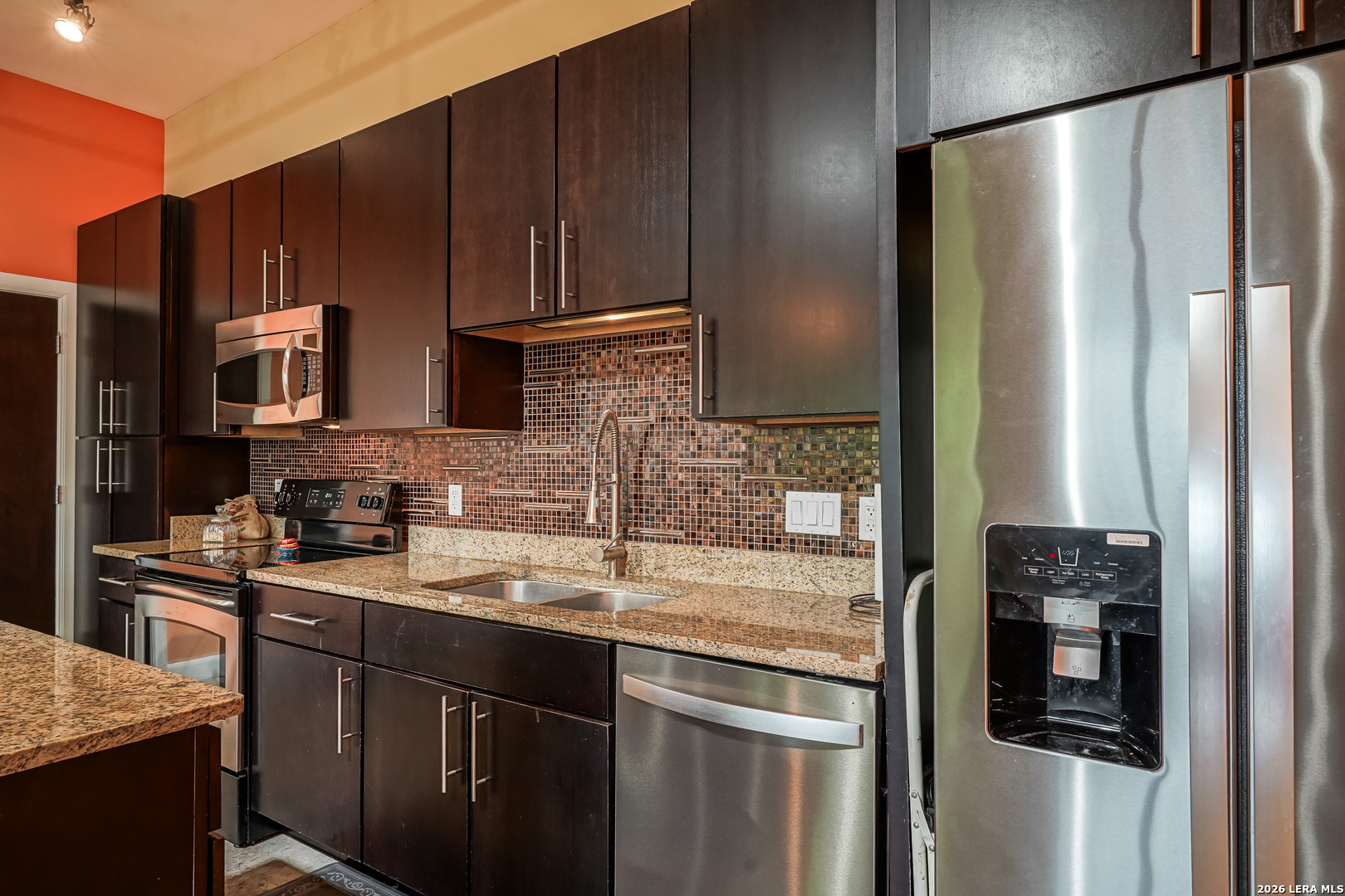 831 S Flores San Antonio TX 78204