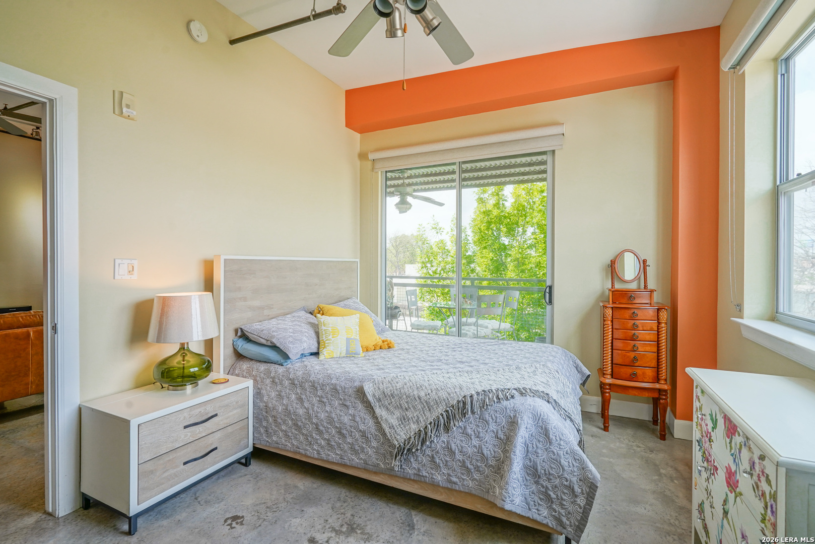 831 S Flores San Antonio TX 78204