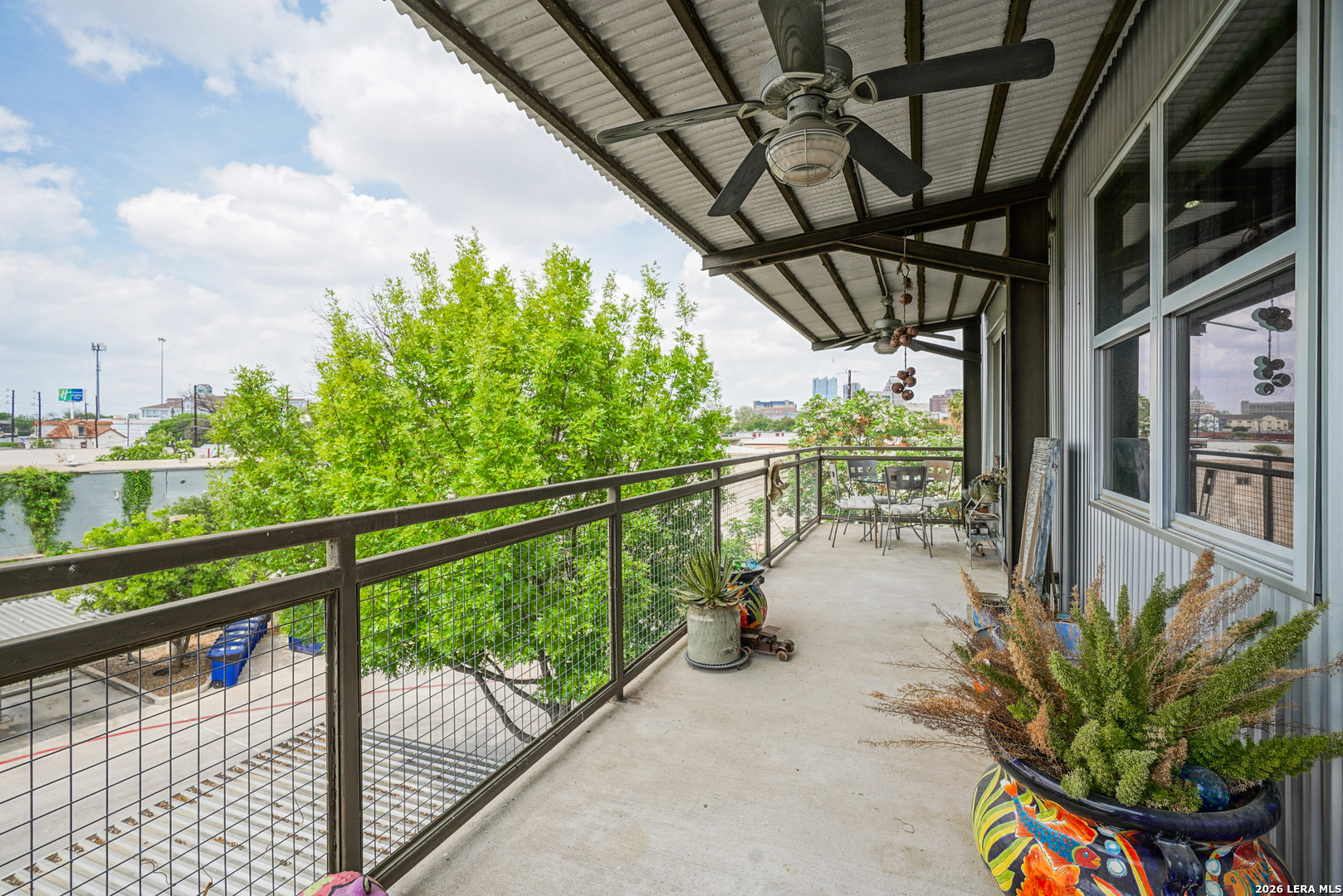 831 S Flores San Antonio TX 78204