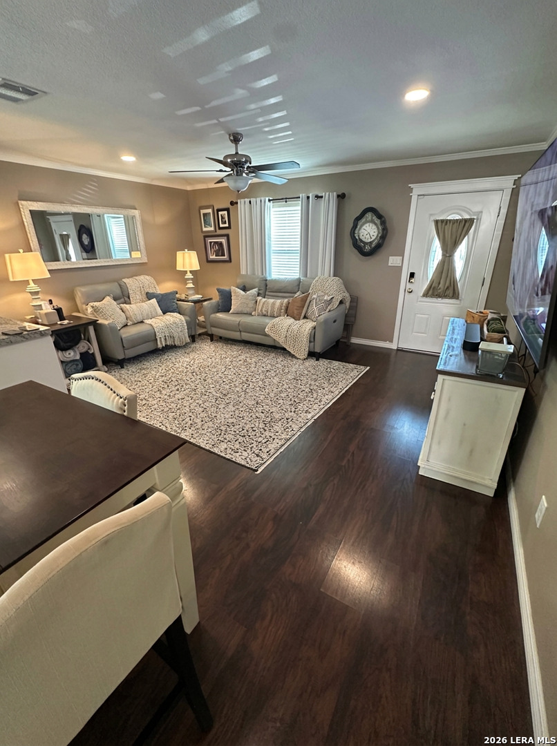 121 S Plant Avenue Boerne TX 78006