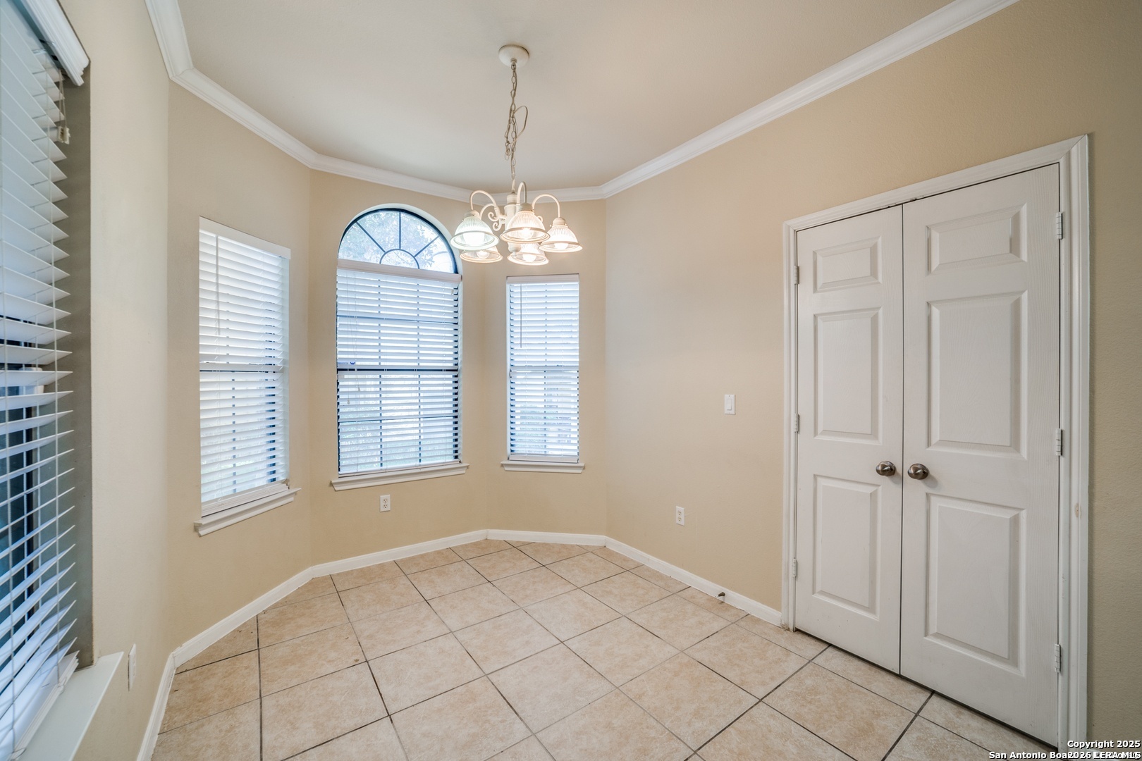 6160 Eckhert San Antonio TX 78240