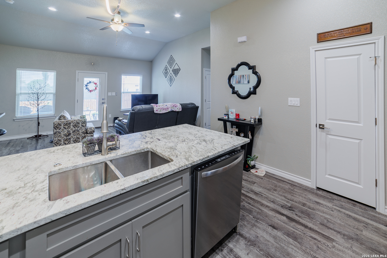 123 Navarro Crossing Seguin TX 78155