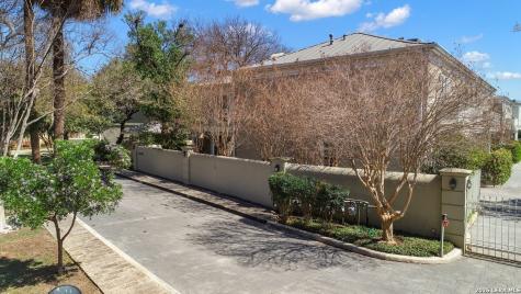 122 Chester San Antonio TX 78209