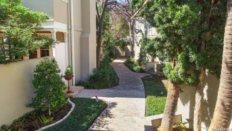 122 Chester San Antonio TX 78209