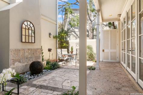 122 Chester San Antonio TX 78209