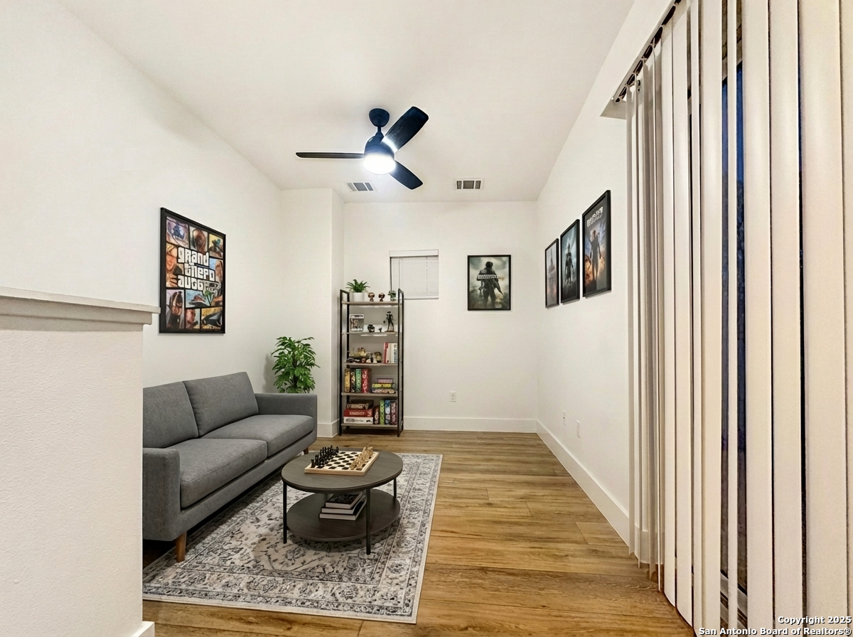 721-723 Iowa San Antonio TX 78203