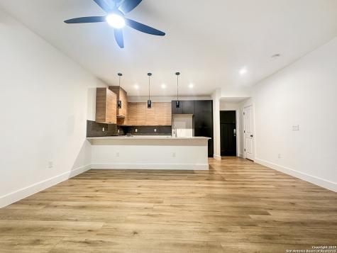 721-723 Iowa San Antonio TX 78203