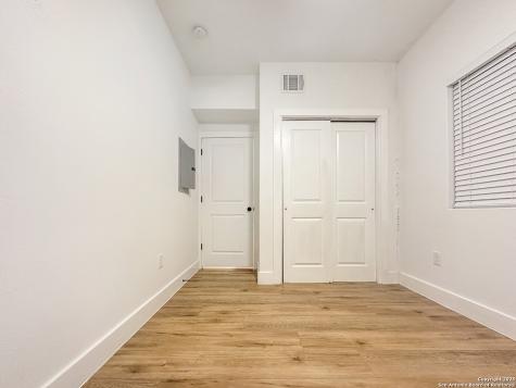 721-723 Iowa San Antonio TX 78203