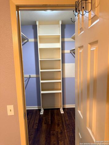 8415 Fredericksburg San Antonio TX 78229