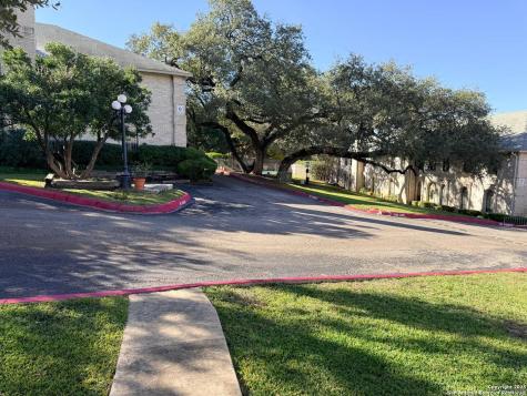 8415 Fredericksburg San Antonio TX 78229
