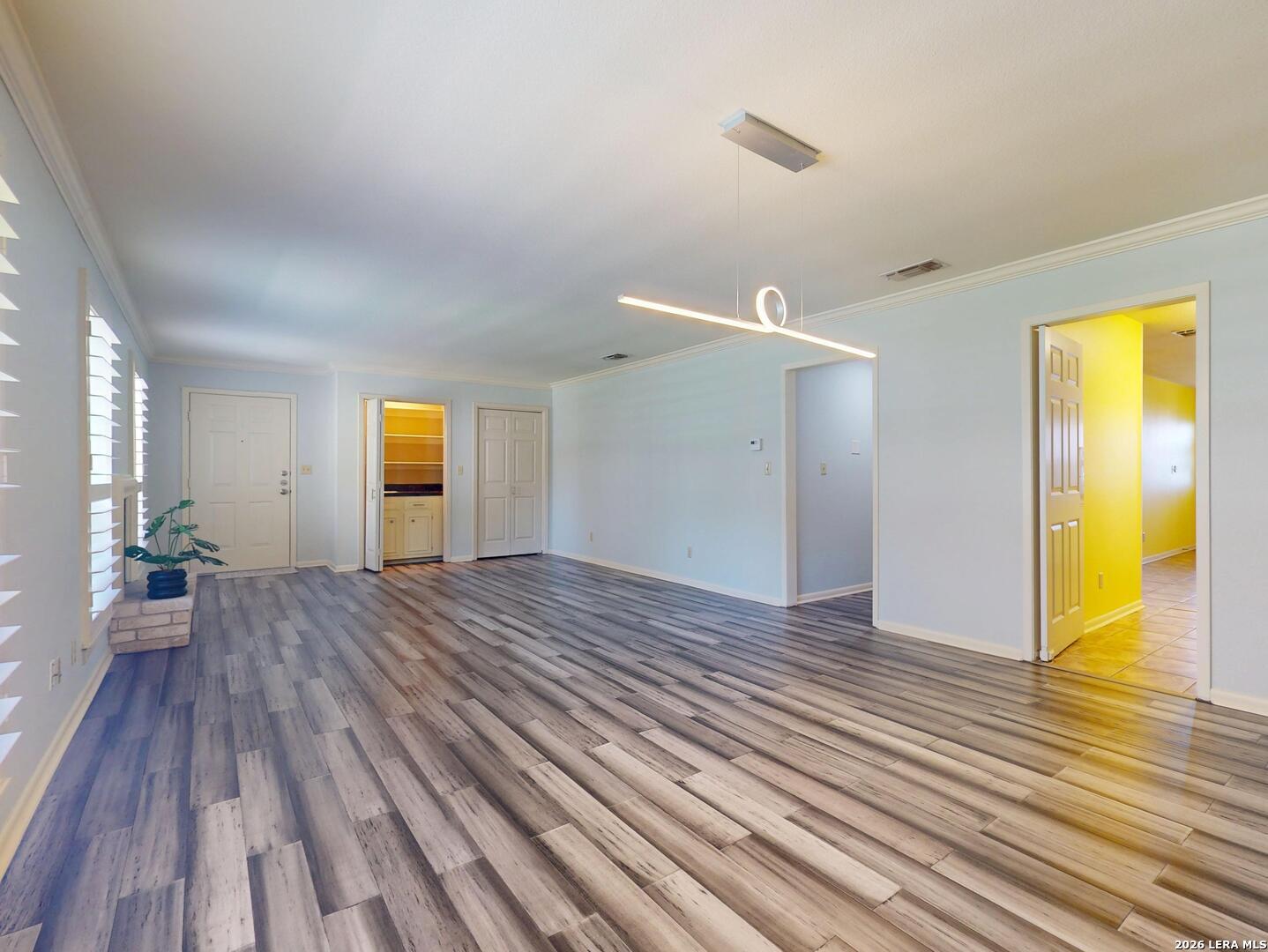 2611 Eisenhauer San Antonio TX 78209