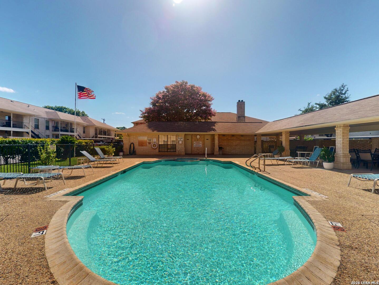2611 Eisenhauer San Antonio TX 78209