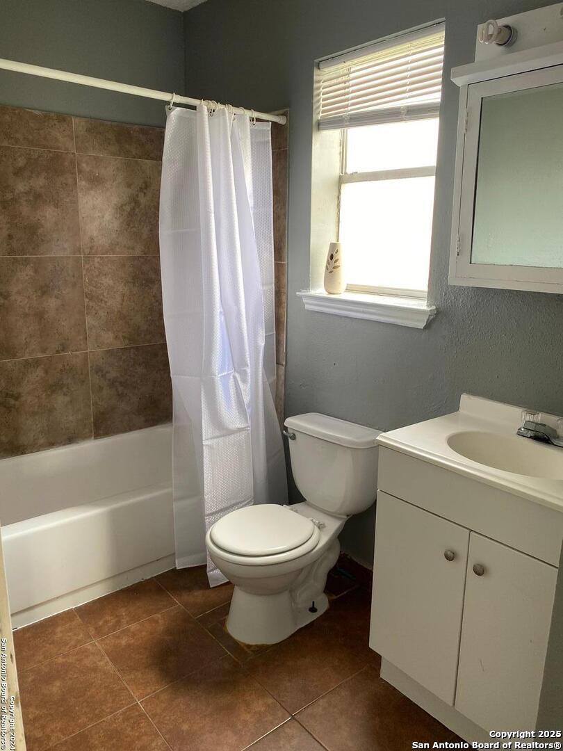 4949 Hamilton Wolfe San Antonio TX 78229