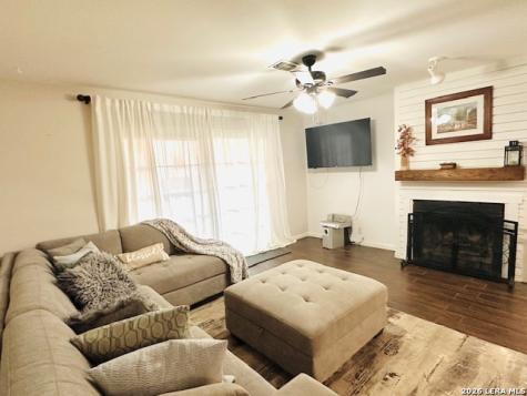 7930 Roanoke Run San Antonio TX 78240