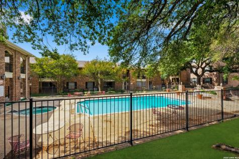 1819 Babcock San Antonio TX 78229