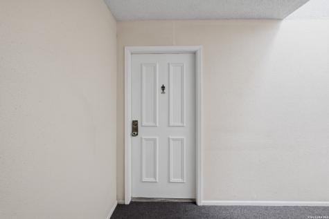 1819 Babcock San Antonio TX 78229