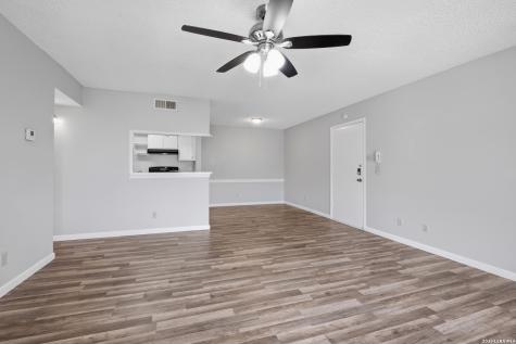 1819 Babcock San Antonio TX 78229