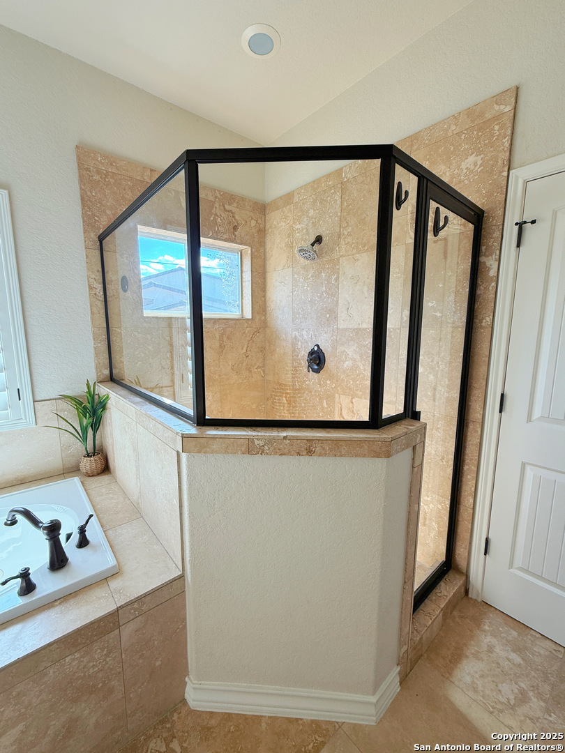 23510 Canyon Golf San Antonio TX 78258