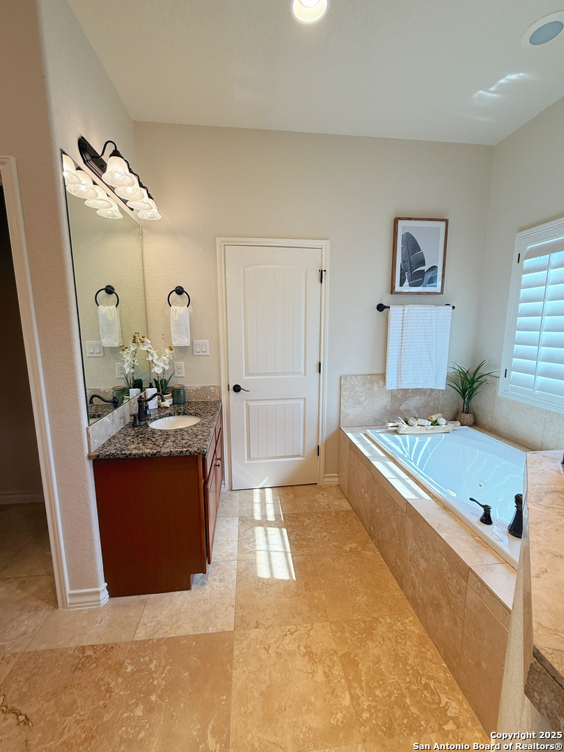 23510 Canyon Golf San Antonio TX 78258