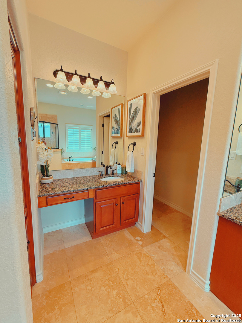 23510 Canyon Golf San Antonio TX 78258