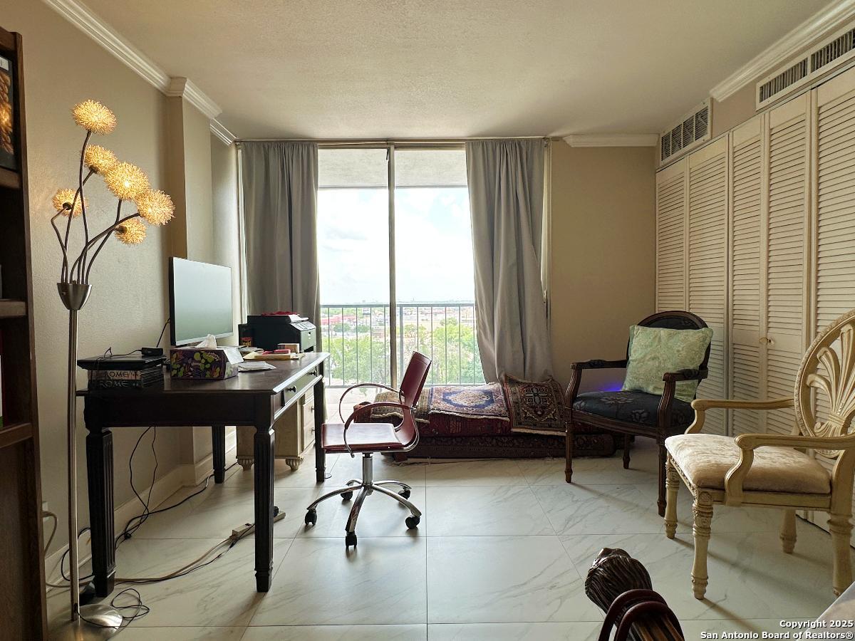7039 San Pedro Avenue San Antonio TX 78216