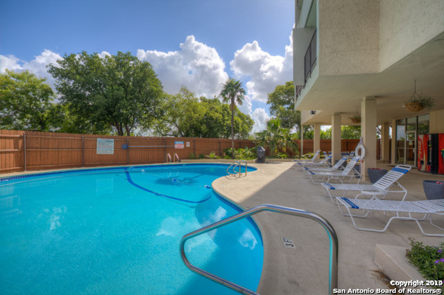 7039 San Pedro Avenue San Antonio TX 78216