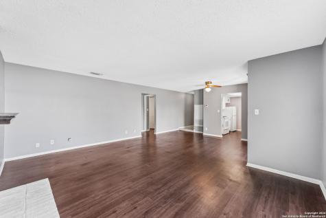 11843 Braesview San Antonio TX 78213