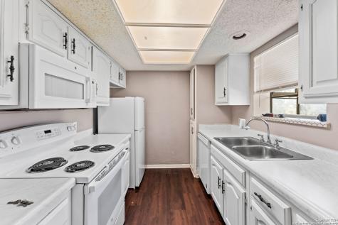 11843 Braesview San Antonio TX 78213