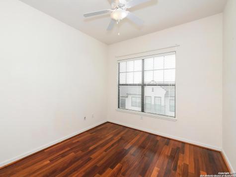 7342 Oak Manor San Antonio TX 78229