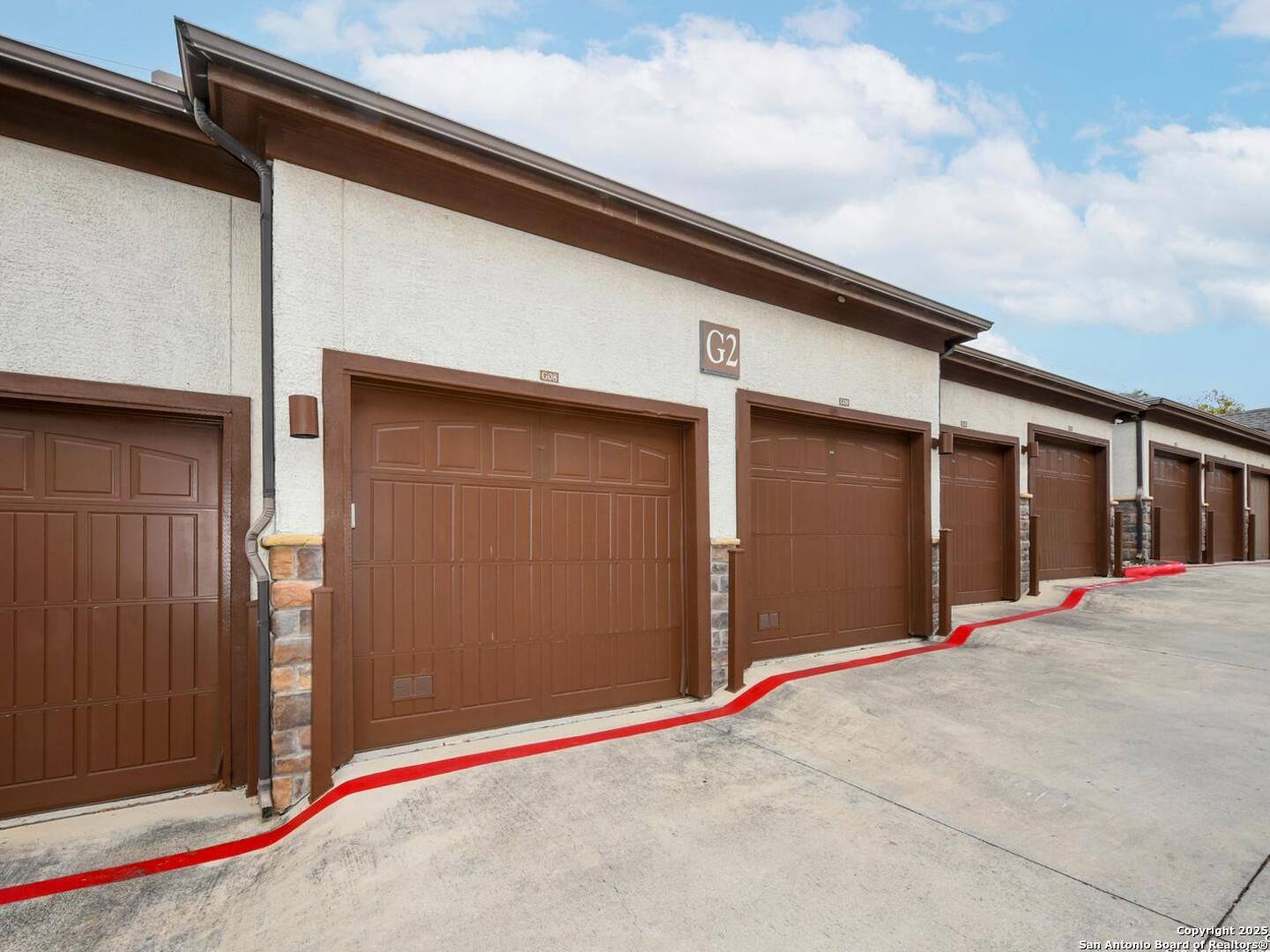 7342 Oak Manor San Antonio TX 78229