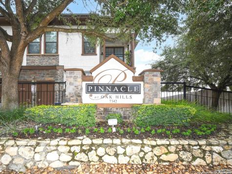 7342 Oak Manor San Antonio TX 78229