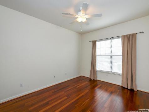 7342 Oak Manor San Antonio TX 78229