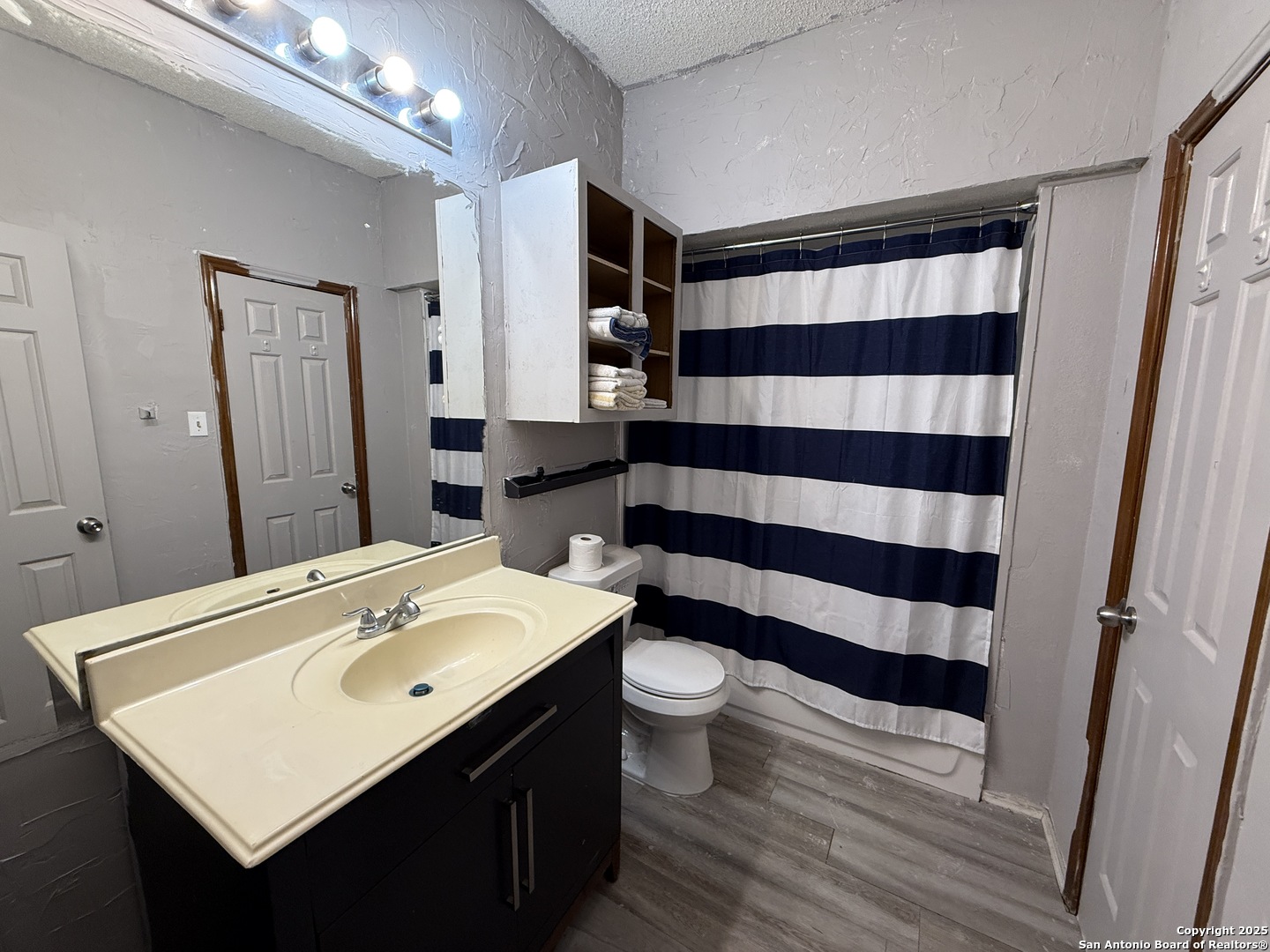 6100 Woodlake San Antonio TX 78244