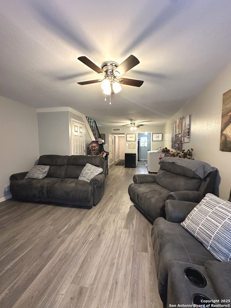 911 Vance Jackson Road San Antonio TX 78201