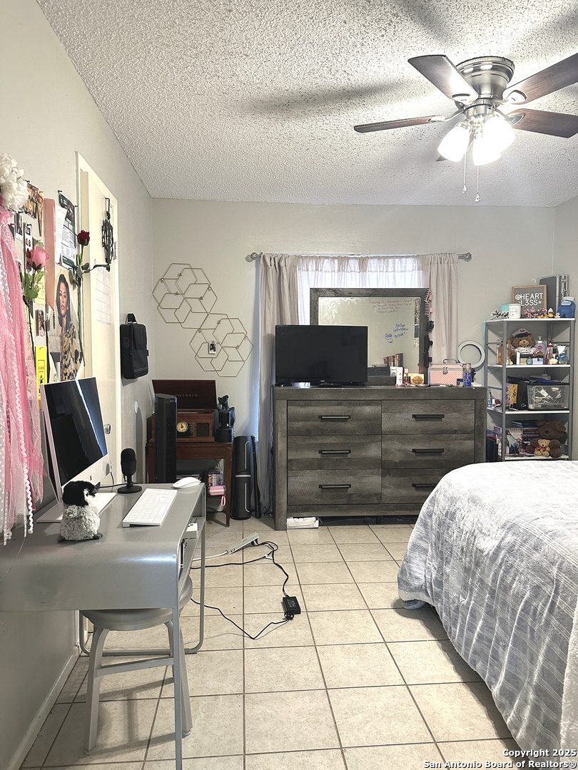 911 Vance Jackson Road San Antonio TX 78201