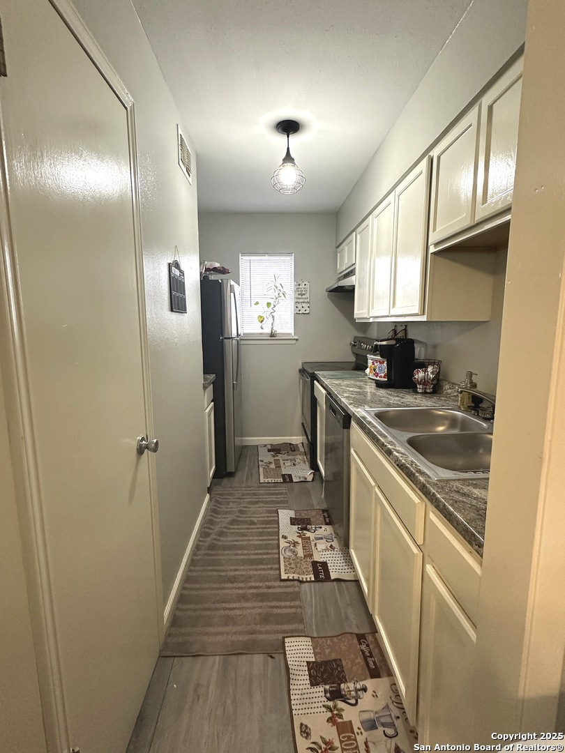 911 Vance Jackson Road San Antonio TX 78201