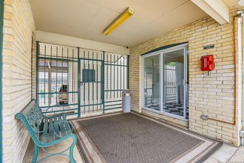 9915 Powhatan San Antonio TX 78230