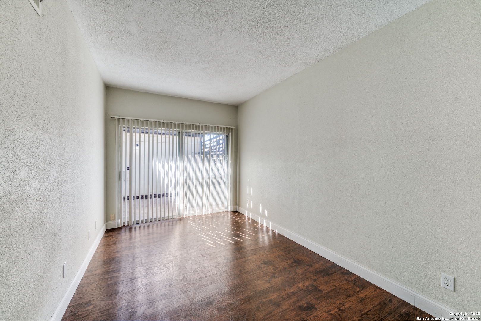 7123 Thrush View San Antonio TX 78209