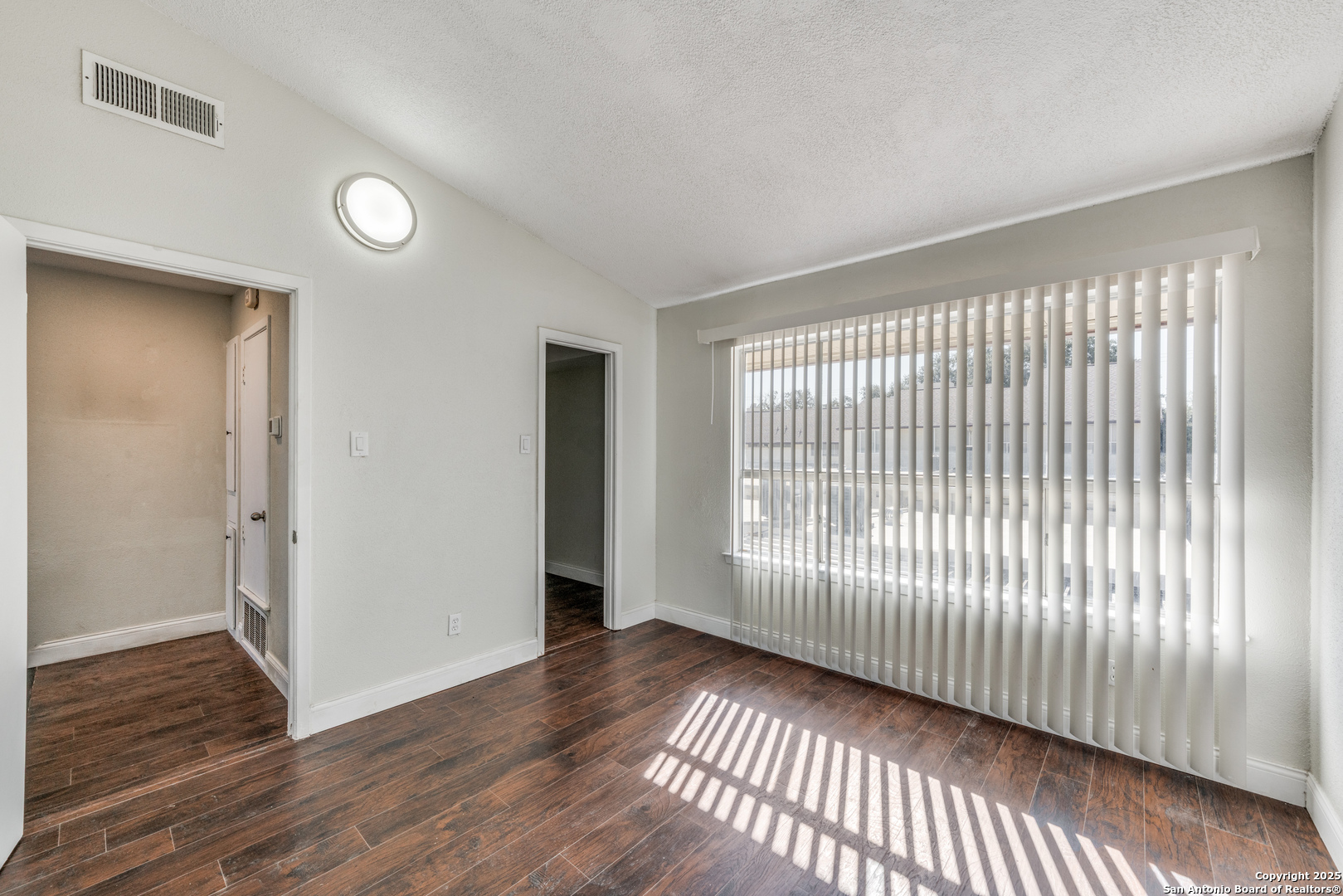 7123 Thrush View San Antonio TX 78209