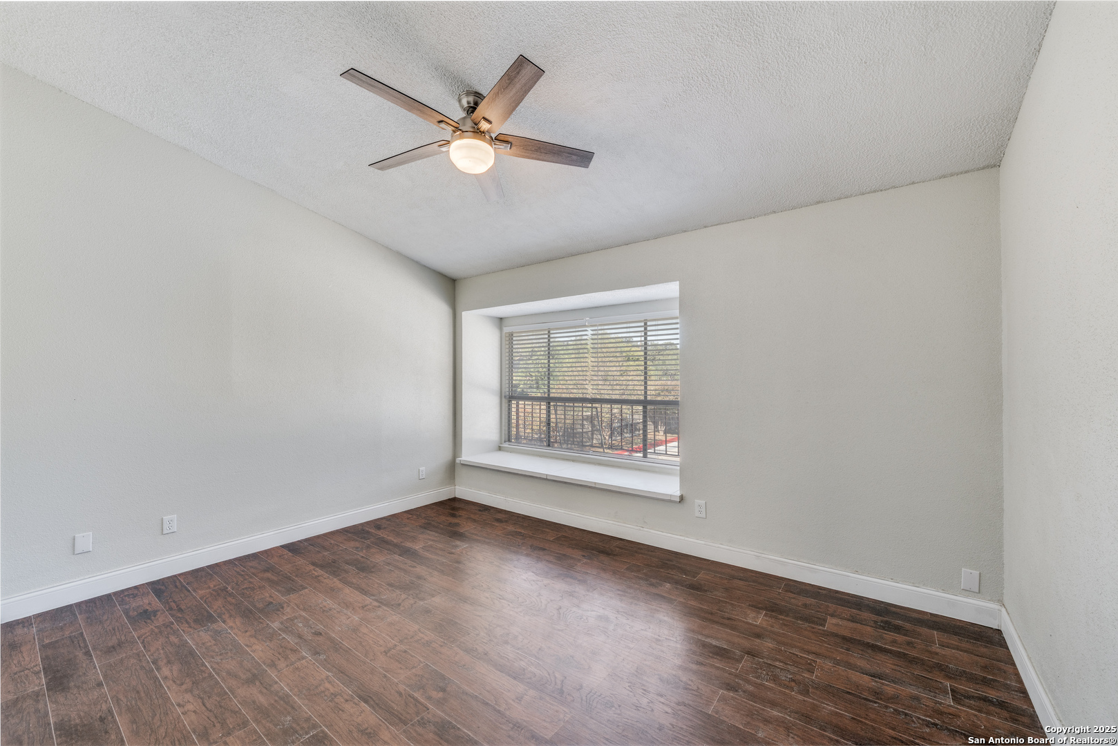 7123 Thrush View San Antonio TX 78209