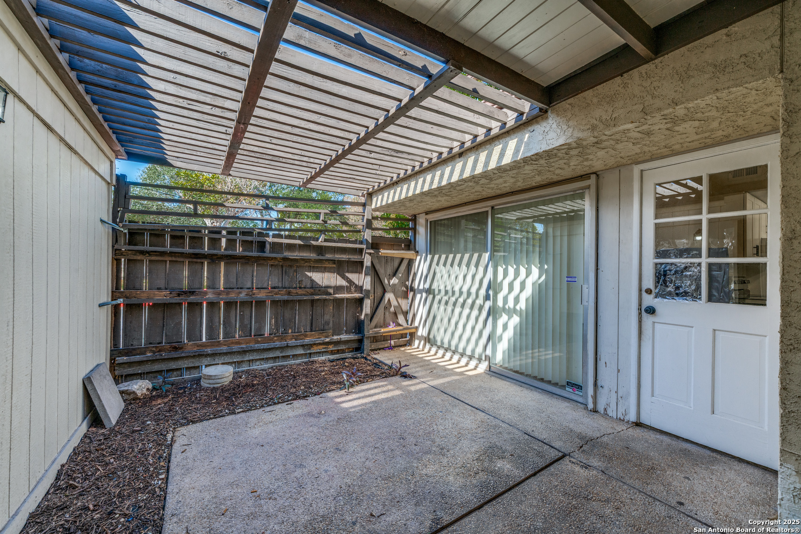 7123 Thrush View San Antonio TX 78209
