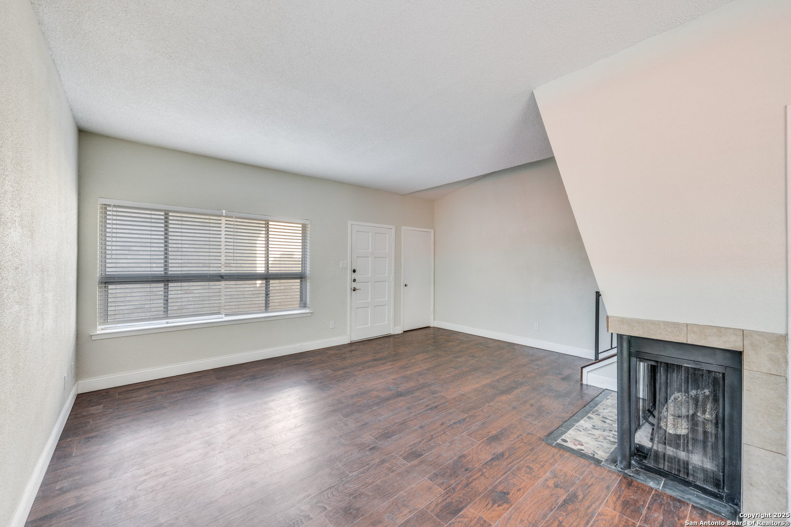 7123 Thrush View San Antonio TX 78209