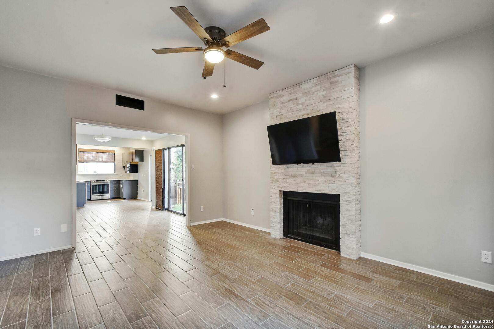 143 Terrell Road 1/2 San Antonio TX 78209