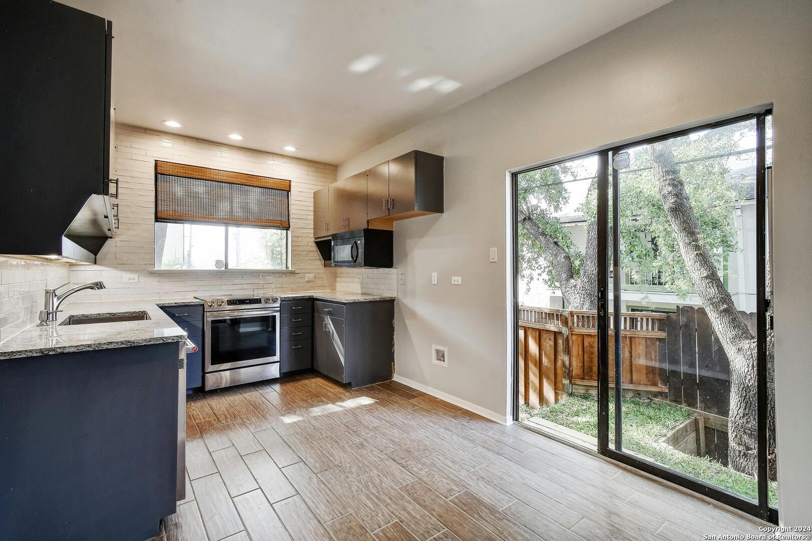 143 Terrell Road 1/2 San Antonio TX 78209