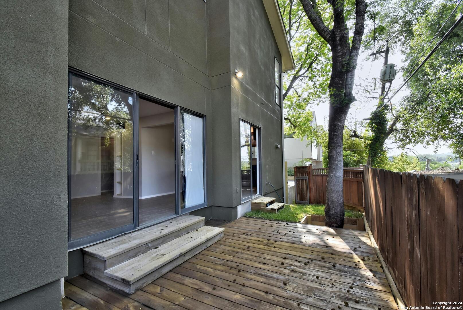 143 Terrell Road 1/2 San Antonio TX 78209