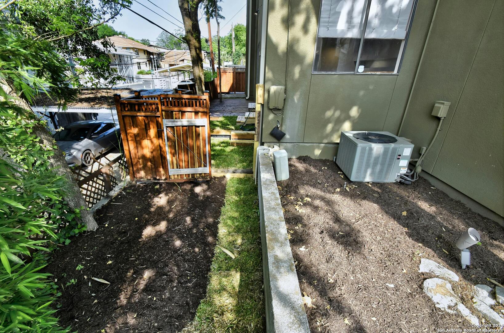 143 Terrell Road 1/2 San Antonio TX 78209