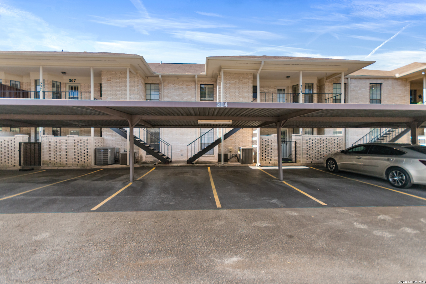 2611 Eisenhauer San Antonio TX 78209