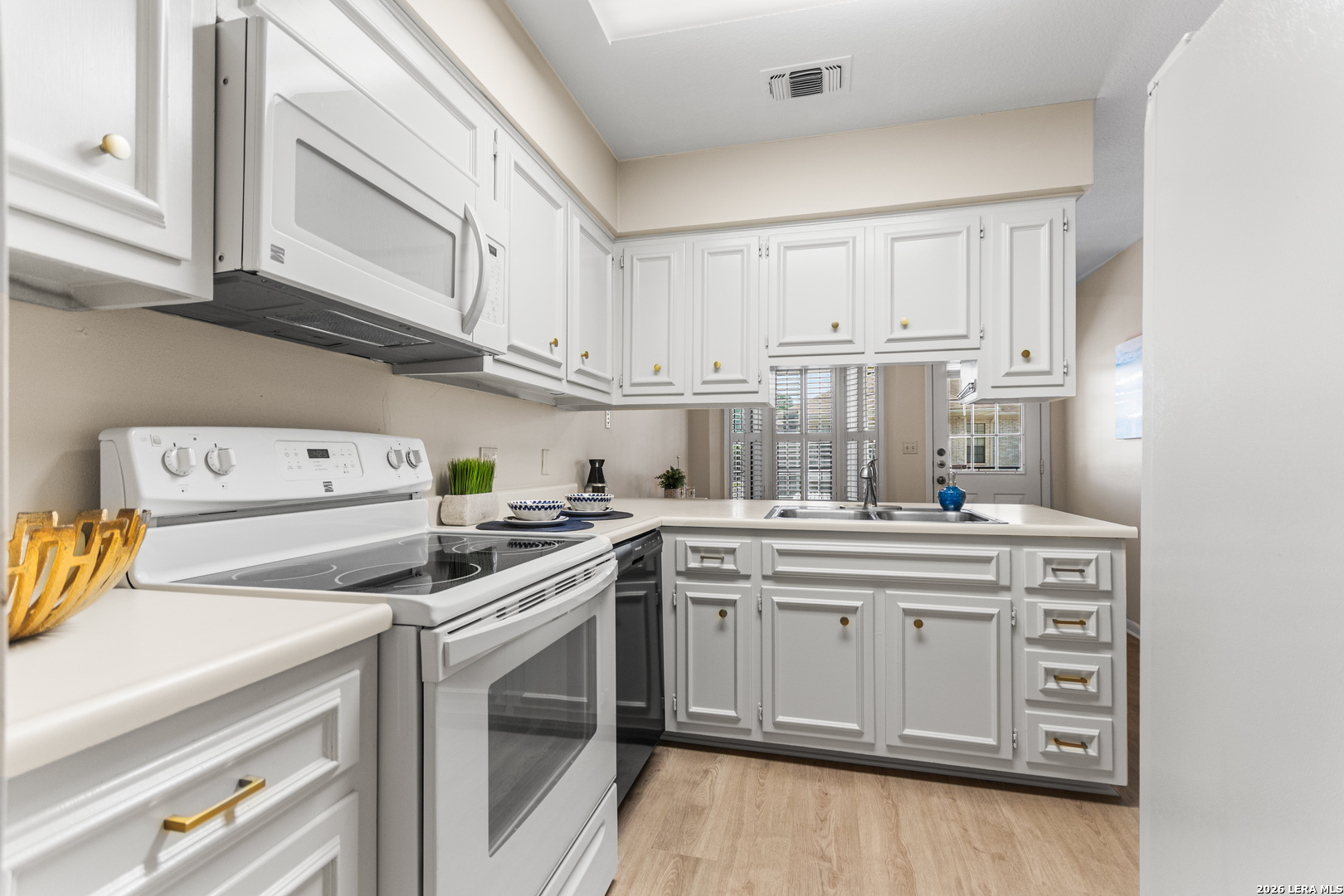 2611 Eisenhauer San Antonio TX 78209